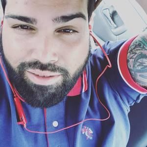 Meet your Posher, Luis